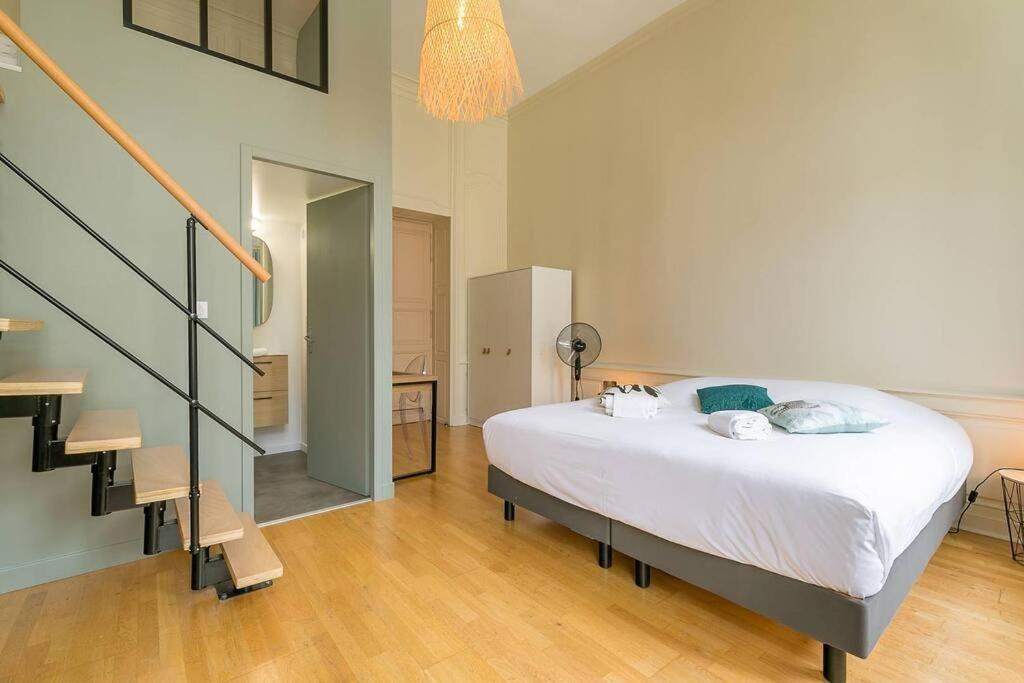 Le Bressey Apartment Дижон Екстериор снимка