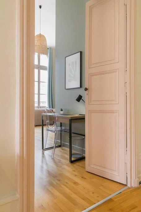 Le Bressey Apartment Дижон Екстериор снимка