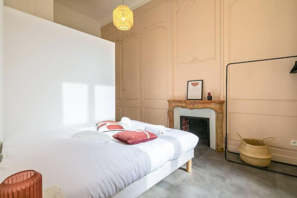 Le Bressey Apartment Дижон Екстериор снимка